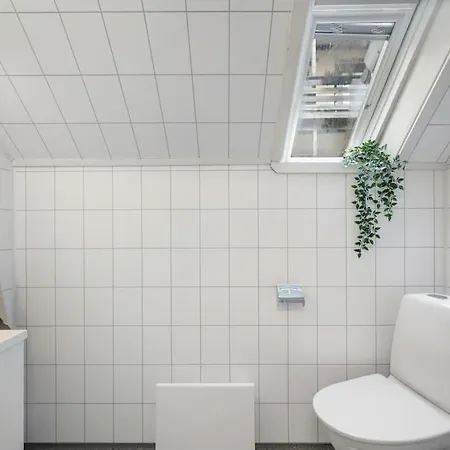 Apartment Cozy & Modern In Historic Area Of